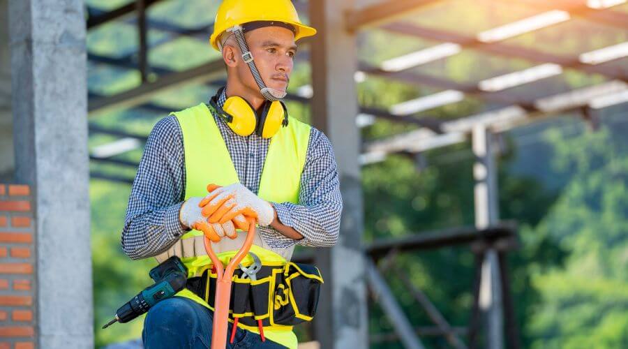 Professional gutter cleaning in Morning Sun, IA